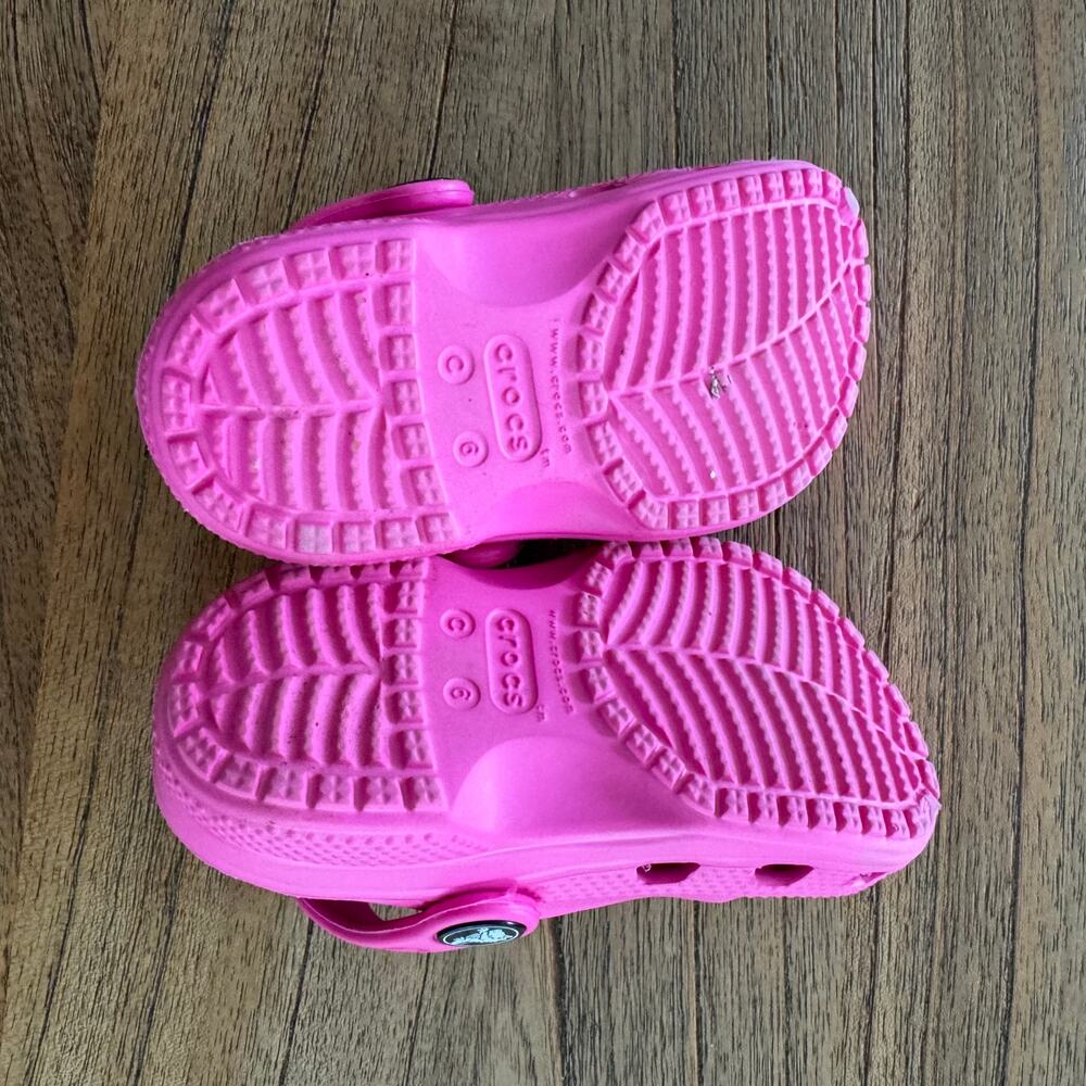 Crocs Hot Pink - Size C6 - Picture 4 of 9